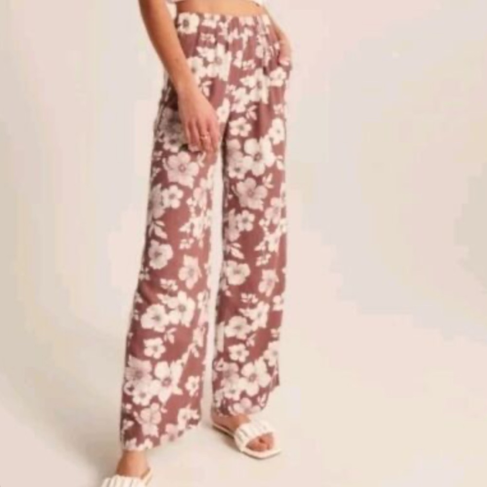 Abercrombie and Fitch Floral Print Linen Pants